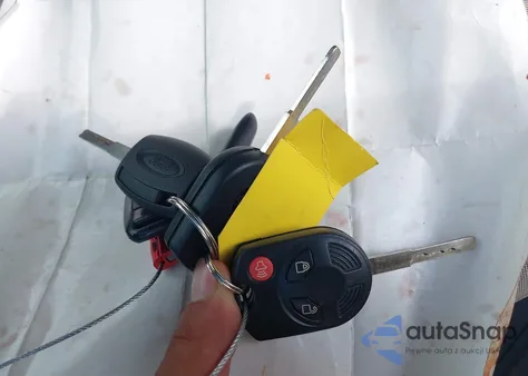 2017 Ford Escape Se from USA, damaged, VIN 1FMCU9GD2HUC17287